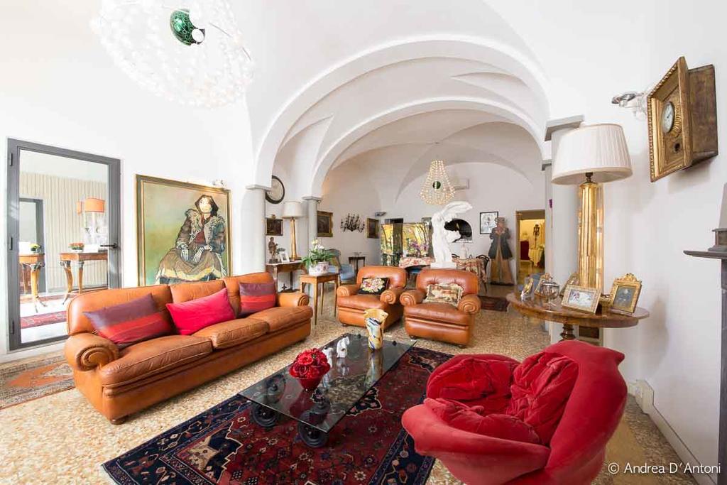 Hotel Il Falchetto Понтедера Экстерьер фото